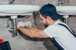 What a Plumber Needs to Know to Troubleshoot Common Toilet Problems?